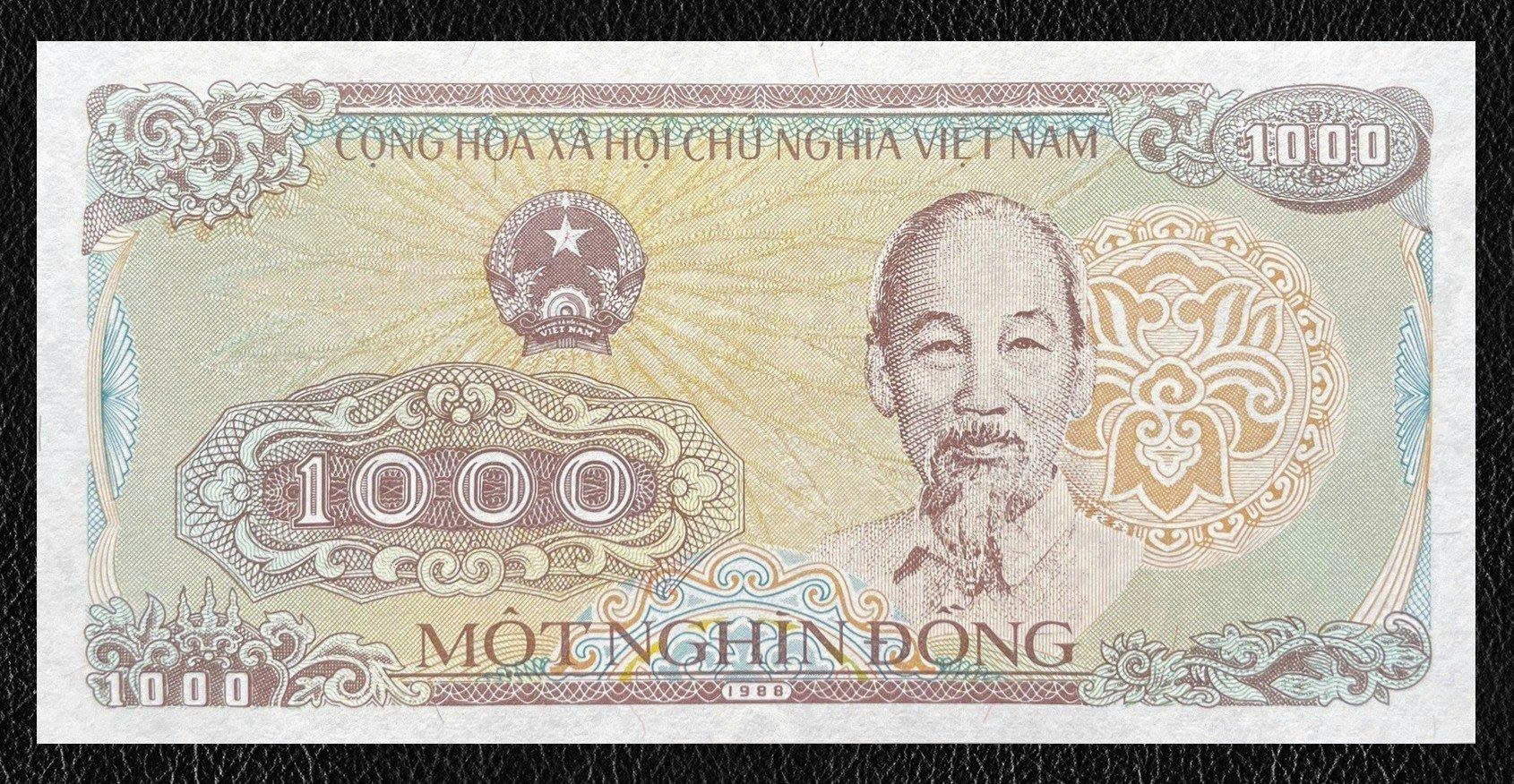 Tiền VND seri 0881990